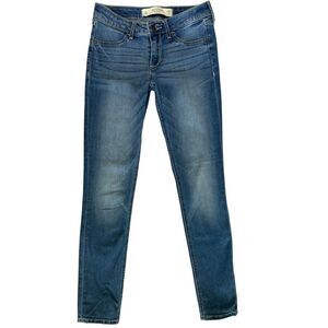 Abercrombie & Fitch Women’s Medium Wash Blue Skinny Jeans Size 0, W 25 L 27